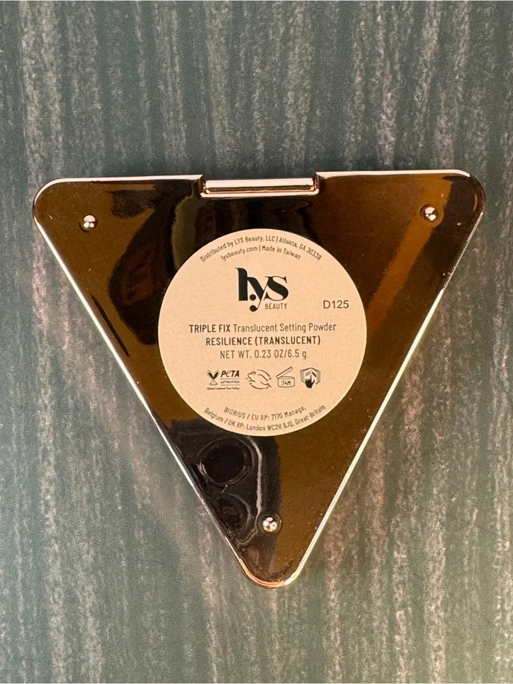 LYS Beauty Triple Fix Setting Powder (Resilience-Translucent) NWOB